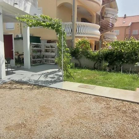 דירות וודיצה Apartman Ana מראה חיצוני תמונה